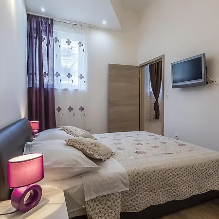 Ivan I Toma Apartment Split